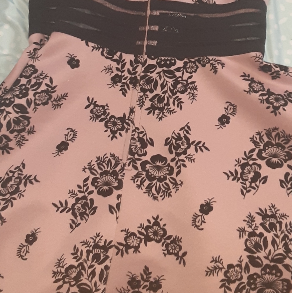 Dress - Picture 2 of 2